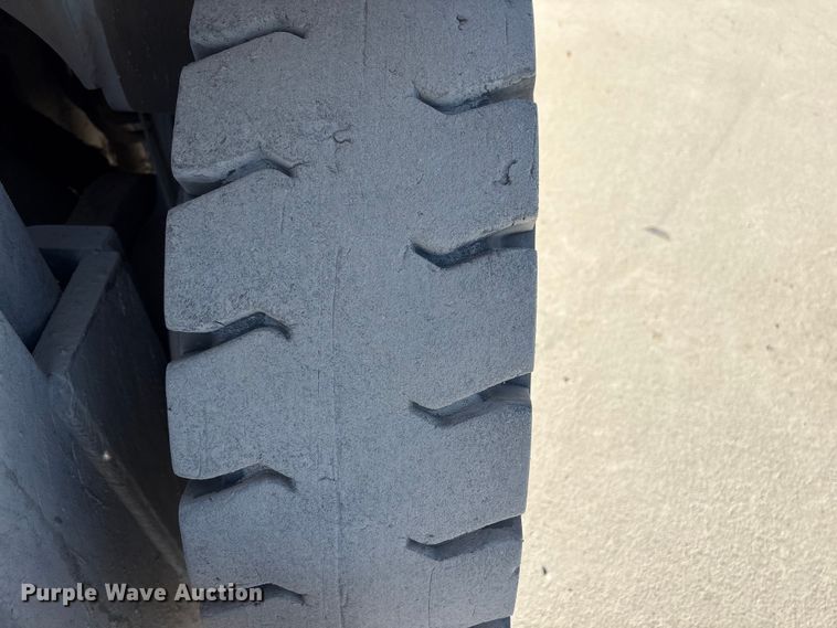 image for item EI5702 Caterpillar GP45K1 forklift