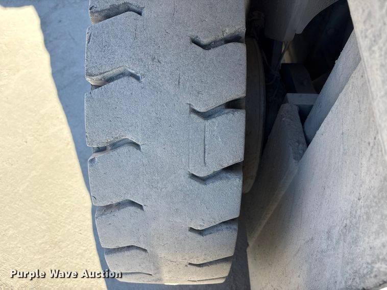 image for item EI5702 Caterpillar GP45K1 forklift