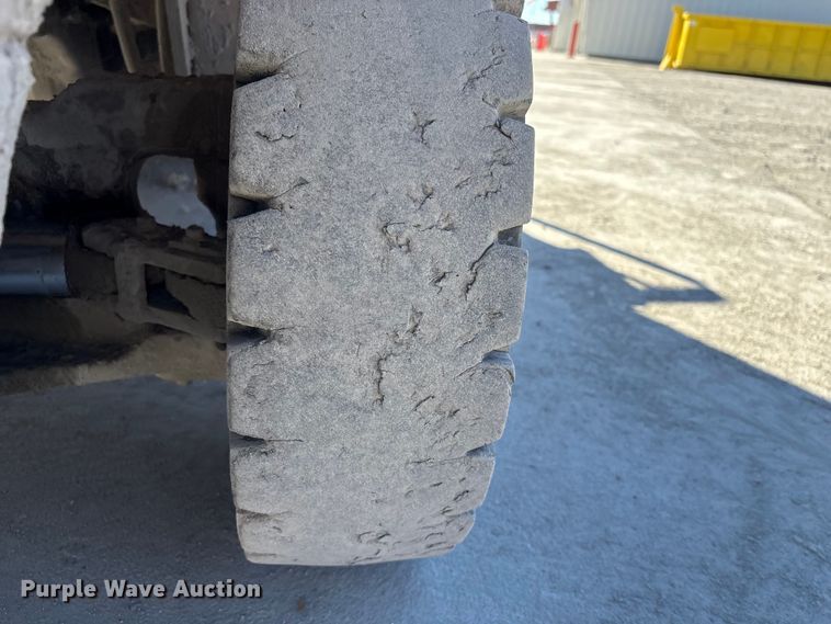 image for item EI5702 Caterpillar GP45K1 forklift