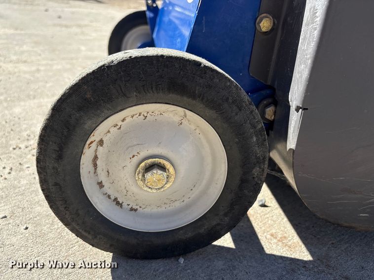 image for item EI5718 Blue Bird PR18 power rake