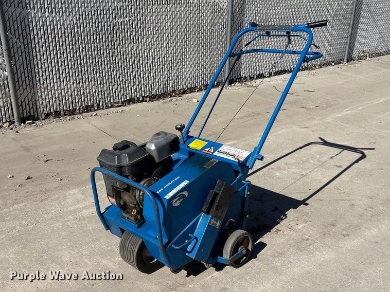 image for item EI5719 2006 Husqvarna B530B aerator