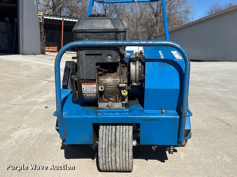 image for item EI5719 2006 Husqvarna B530B aerator