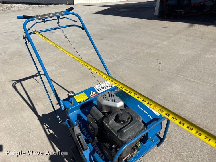 image for item EI5719 2006 Husqvarna B530B aerator