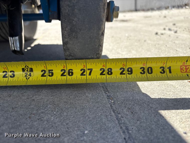 image for item EI5719 2006 Husqvarna B530B aerator