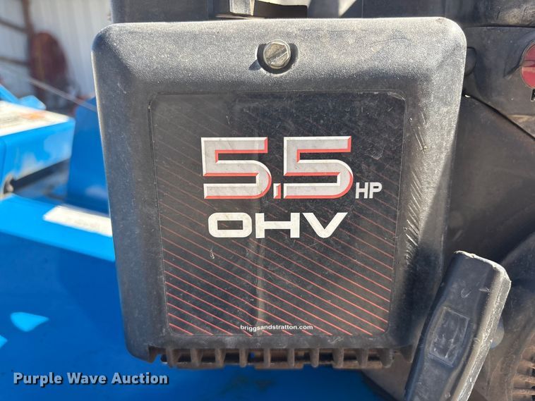 image for item EI5719 2006 Husqvarna B530B aerator