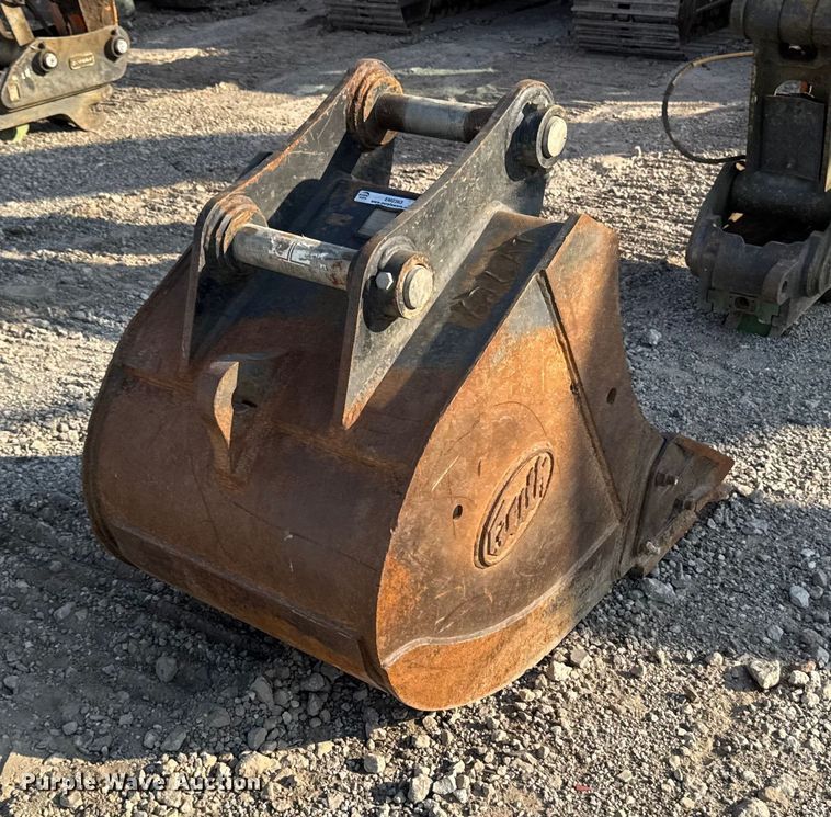 image for item EM2363 Geith excavator bucket