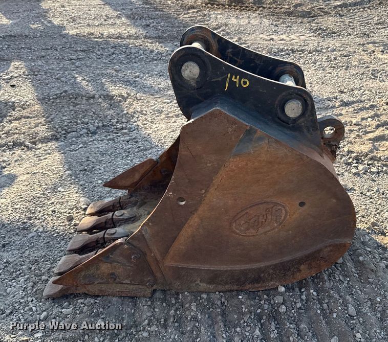 image for item EM2363 Geith excavator bucket