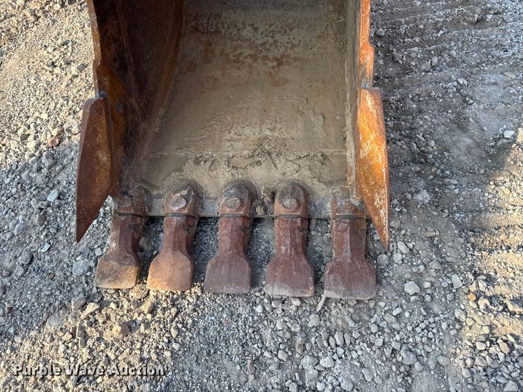image for item EM2363 Geith excavator bucket