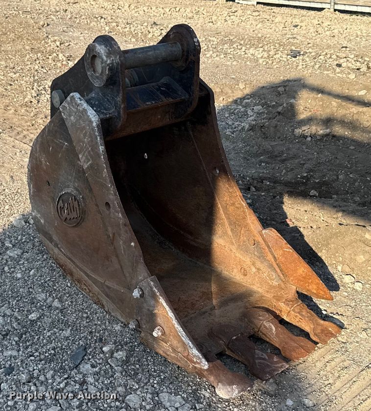 image for item EM2364 Geith excavator bucket