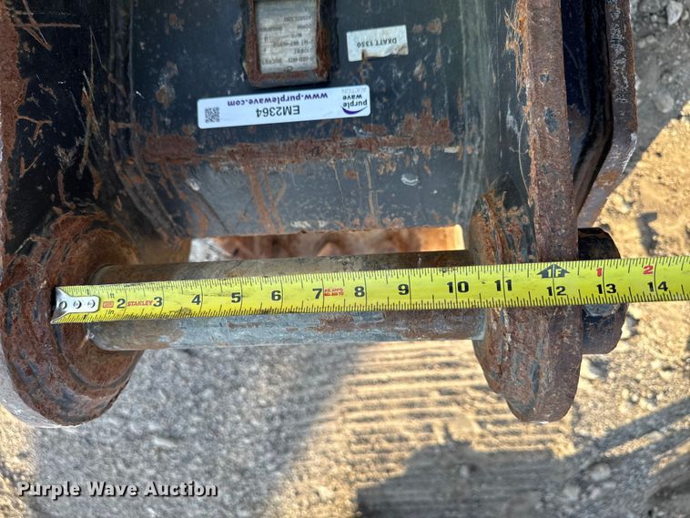 image for item EM2364 Geith excavator bucket