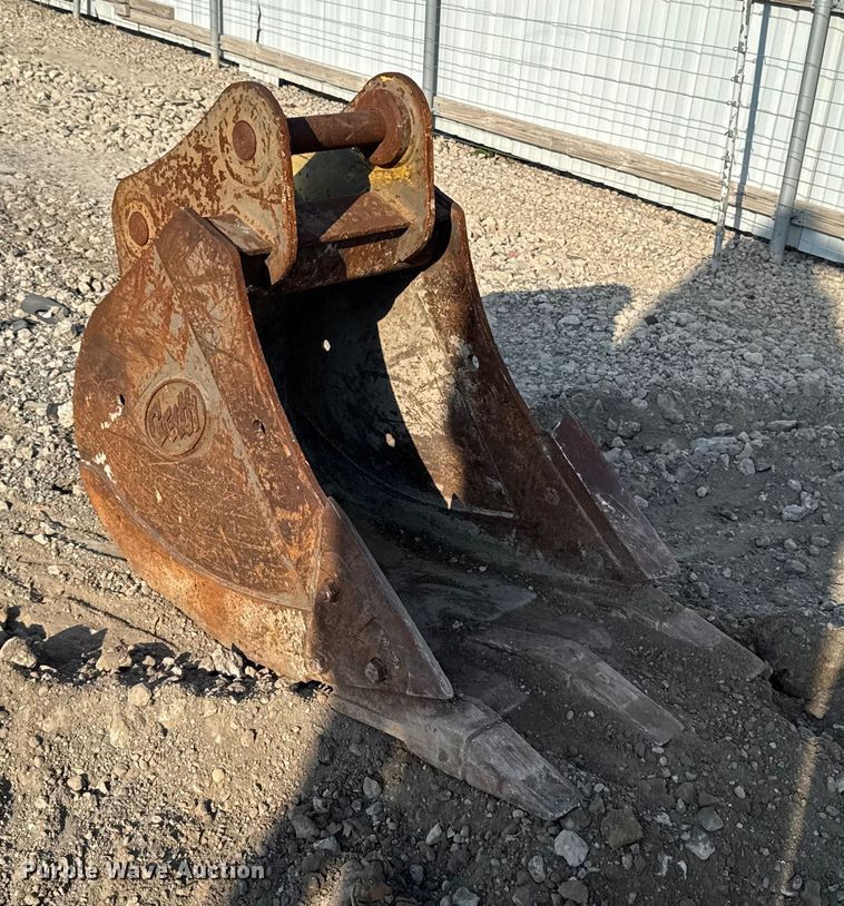 image for item EM2365 Geith excavator bucket