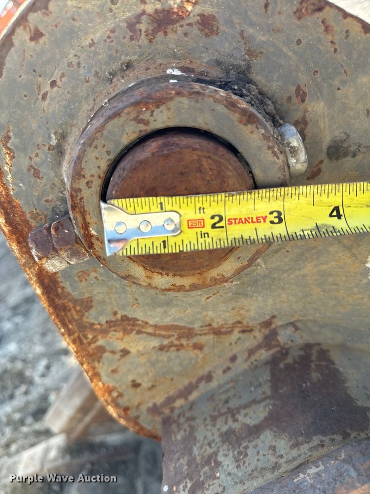 image for item EM2365 Geith excavator bucket