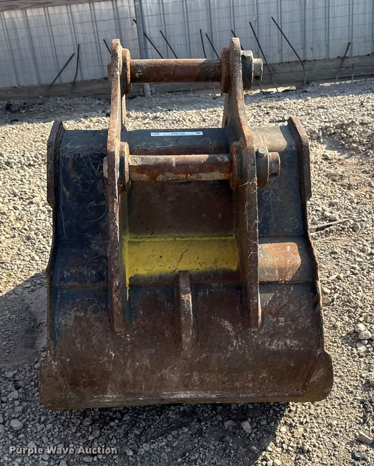 image for item EM2366 28