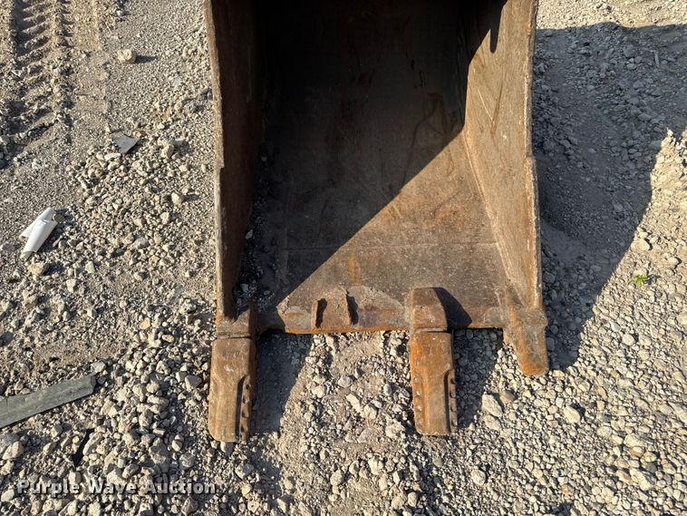 image for item EM2366 28