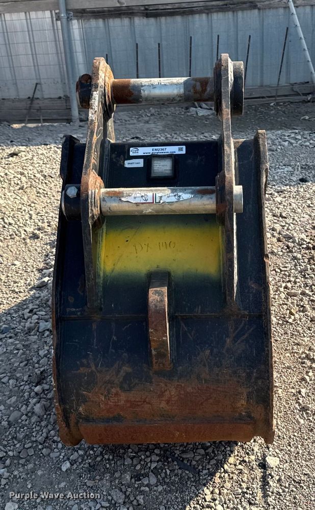 image for item EM2367 2021 Geith excavator bucket