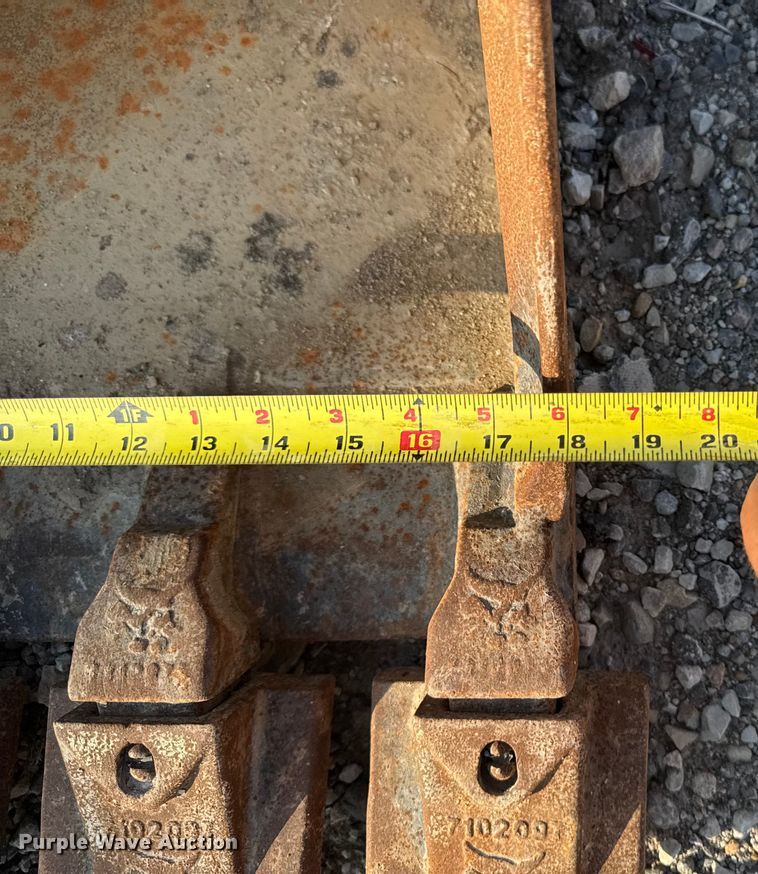 image for item EM2369 Bobcat excavator bucket