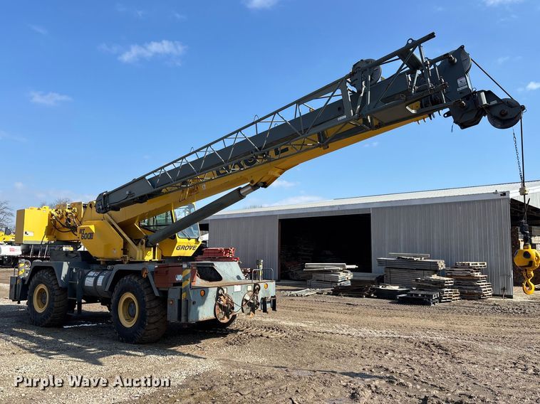 image for item EM5052 2005 Grove RT600E crane