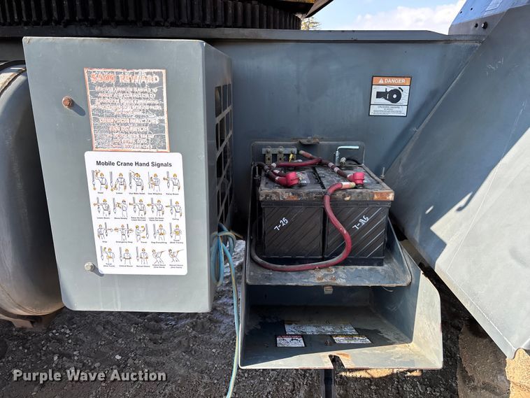 image for item EM5052 2005 Grove RT600E crane