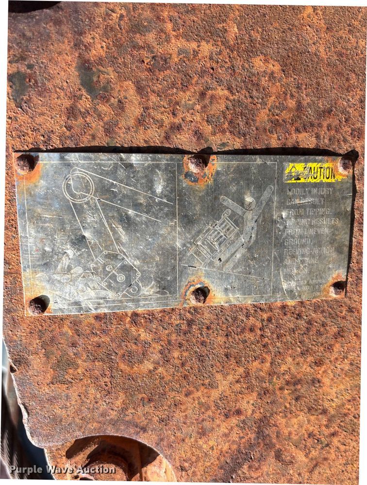 image for item EM5052 2005 Grove RT600E crane