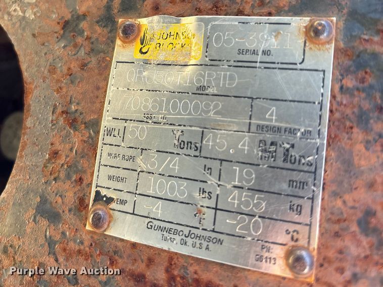 image for item EM5052 2005 Grove RT600E crane