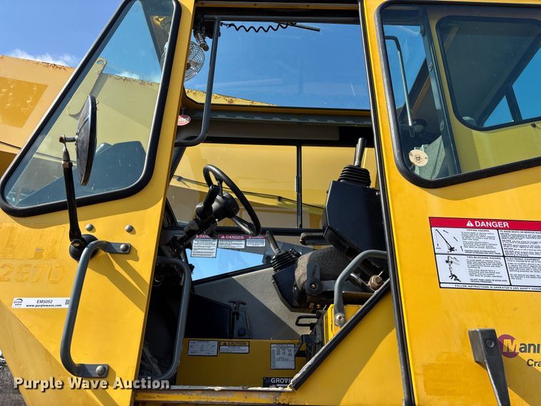image for item EM5052 2005 Grove RT600E crane