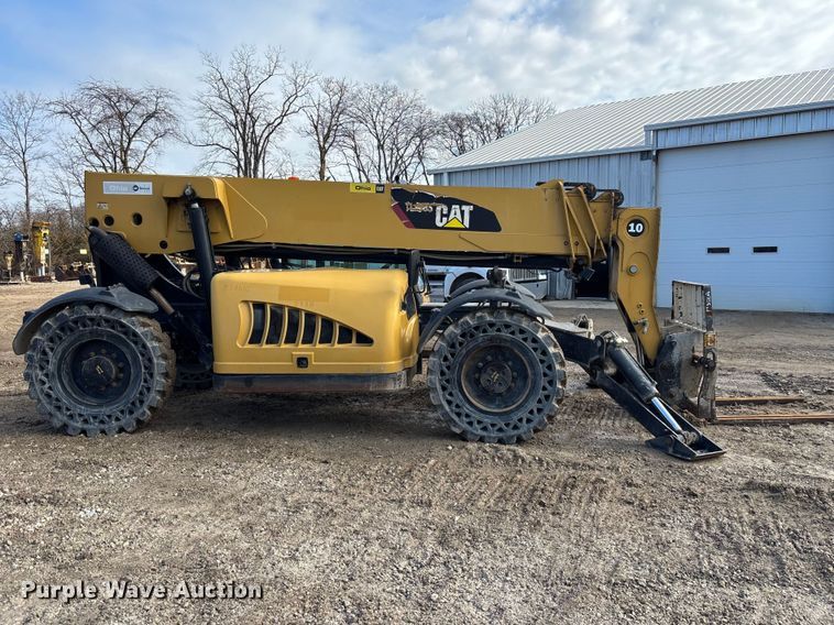 image for item EM5053 2010 Caterpillar TL1055 telehandler