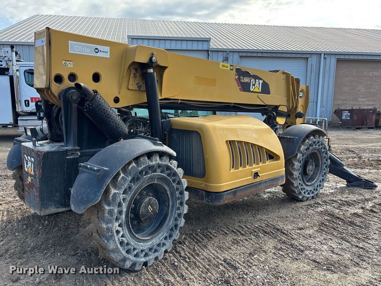 image for item EM5053 2010 Caterpillar TL1055 telehandler