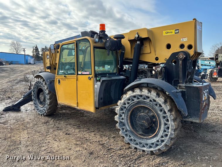 image for item EM5053 2010 Caterpillar TL1055 telehandler