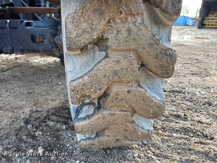 image for item EM5053 2010 Caterpillar TL1055 telehandler