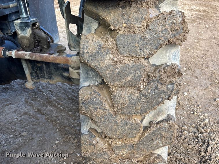 image for item EM5053 2010 Caterpillar TL1055 telehandler