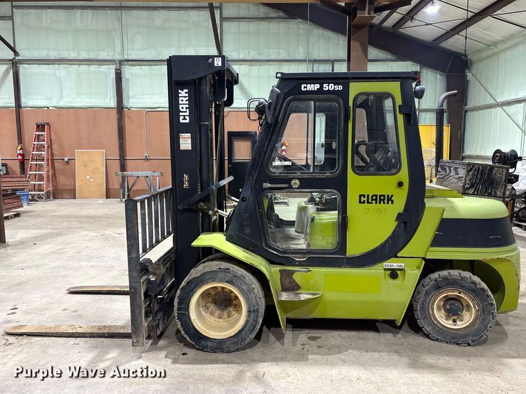 image for item EM5054 Clark CMP50SD forklift