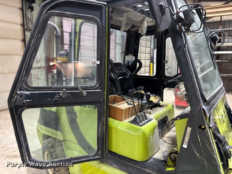 image for item EM5054 Clark CMP50SD forklift