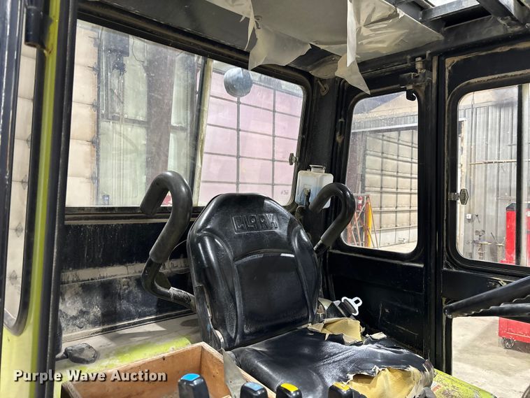 image for item EM5054 Clark CMP50SD forklift