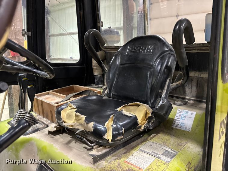 image for item EM5054 Clark CMP50SD forklift