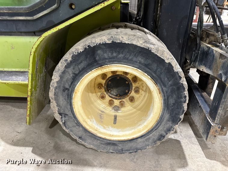 image for item EM5054 Clark CMP50SD forklift