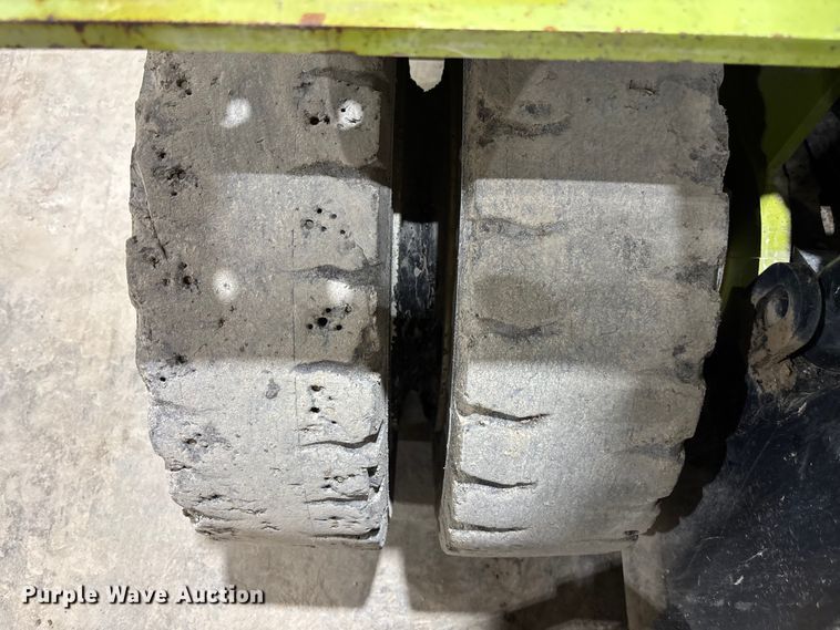 image for item EM5054 Clark CMP50SD forklift