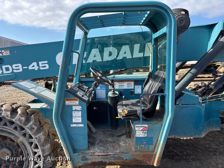image for item EM5055 2001 Gradall 534D9-45 telehandler