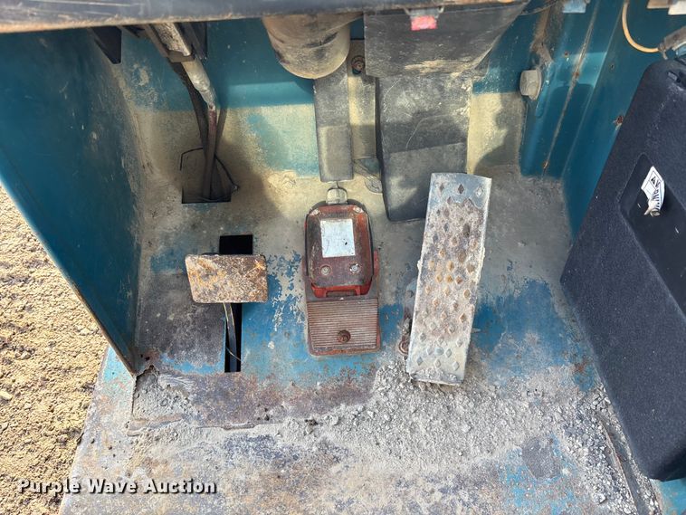 image for item EM5055 2001 Gradall 534D9-45 telehandler