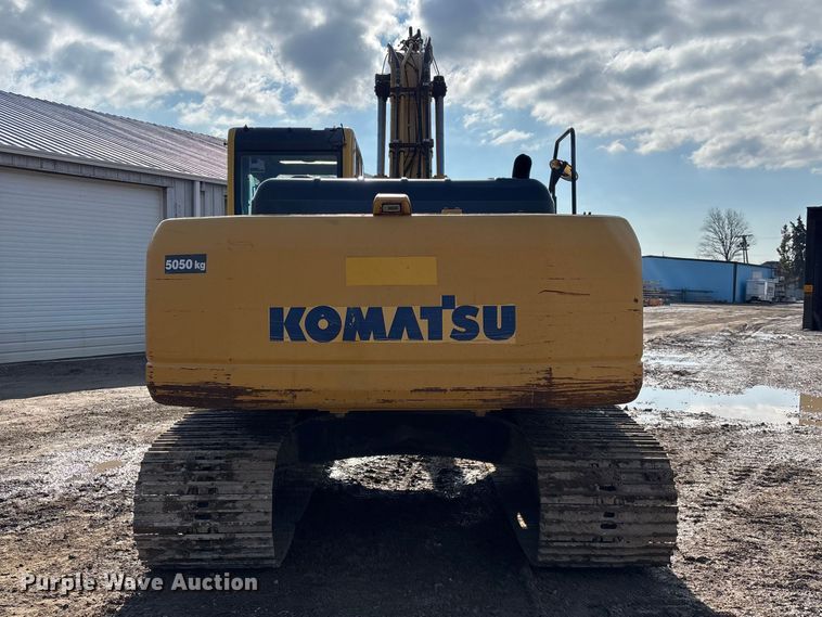 image for item EM5056 2011 Komatsu PC200LC-8 excavator