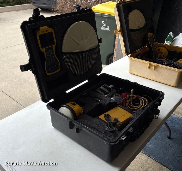 image for item EM6199 Trimble surveying equipment