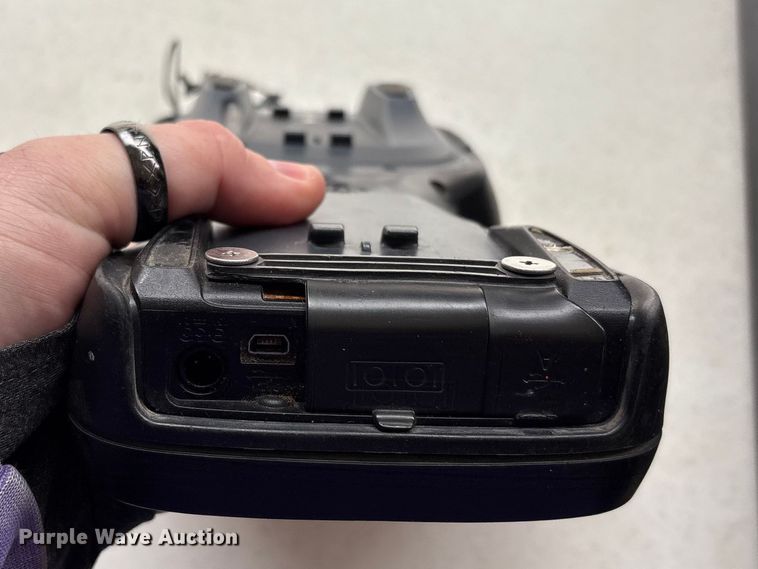 image for item EM6199 Trimble surveying equipment