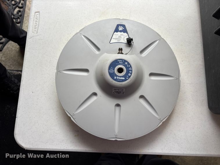 image for item EM6199 Trimble surveying equipment