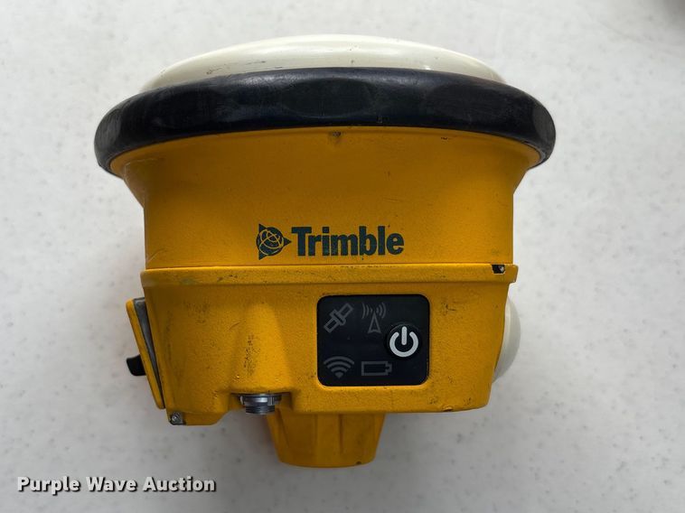 image for item EM6199 Trimble surveying equipment