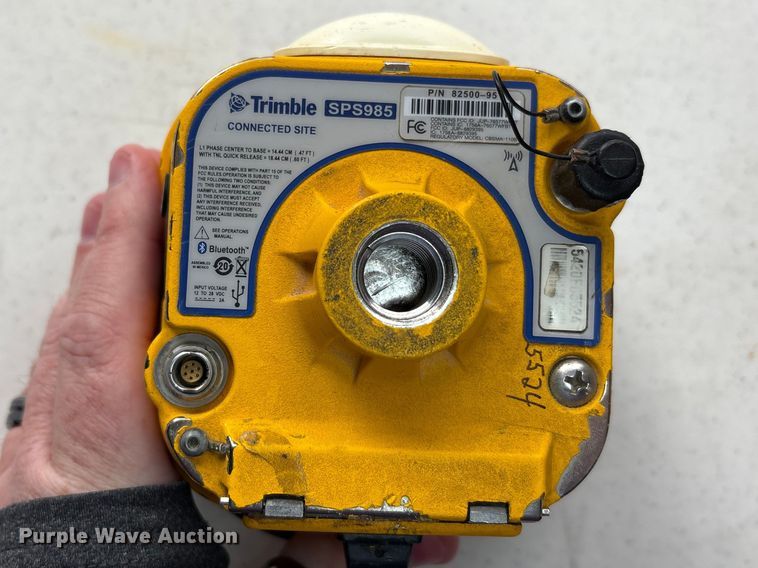 image for item EM6200 Trimble GPS equipment