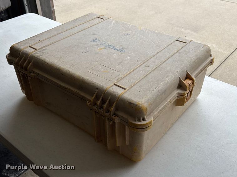 image for item EM6200 Trimble GPS equipment