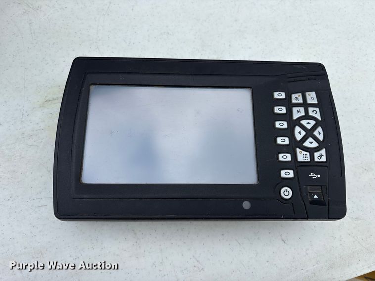 image for item EM6201 Trimble GCS 900 GPS equipment