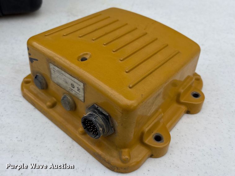 image for item EM6201 Trimble GCS 900 GPS equipment