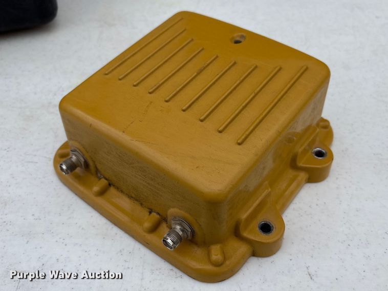 image for item EM6201 Trimble GCS 900 GPS equipment