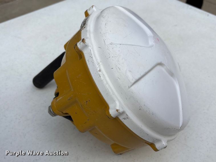 image for item EM6201 Trimble GCS 900 GPS equipment