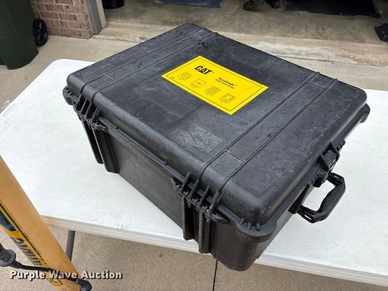 image for item EM6201 Trimble GCS 900 GPS equipment